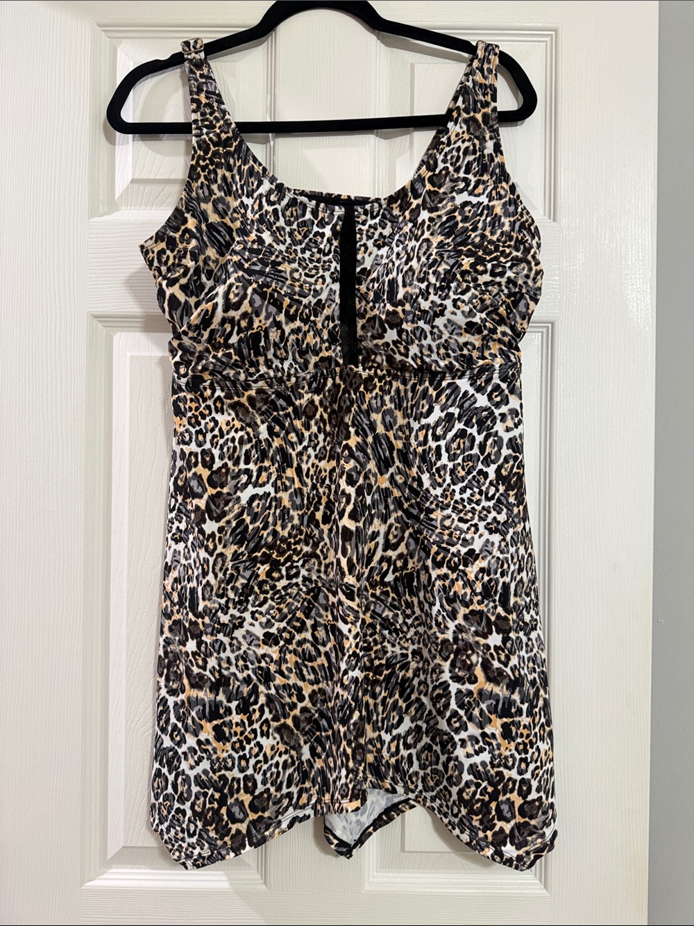 Leopard Print Swim Tunic Top - Brown/Black Never Worn soft padding